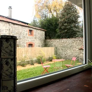 Superbe Avec Jacuzzi Et Jardin Prive Appartement